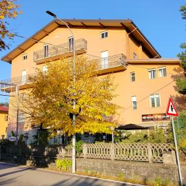 Hotel Veles