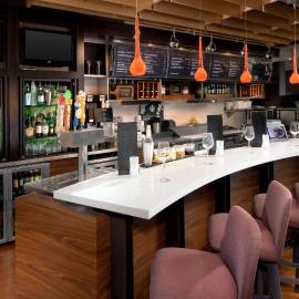 Courtyard by Marriott Portland Hillsboro，位于希尔斯伯勒的酒店