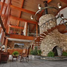 Inn of the Hills Hotel and Conference Center，位于克尔维尔的酒店