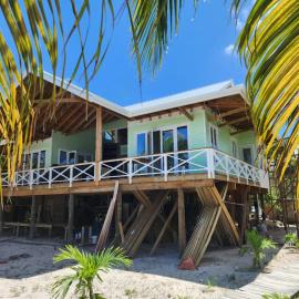 Dakota Breeze - New luxury, oceanfront home with pool!!