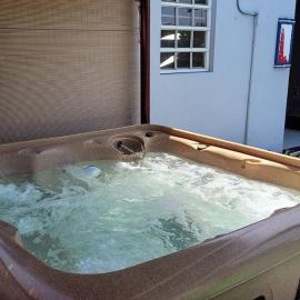 El Faro Apart with Jacuzzi AC free Wifi Fully Equipped，位于Pole Ojea的酒店