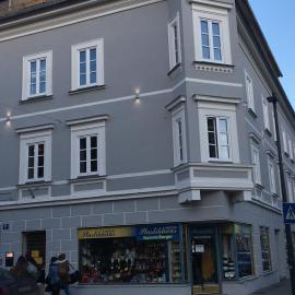 Hotel SINOS，位于克拉根福的酒店