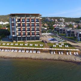 Aliento Hotel，位于Burhaniye的酒店
