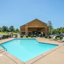 Econo Lodge Inn & Suites Centerville，位于Centerville的酒店