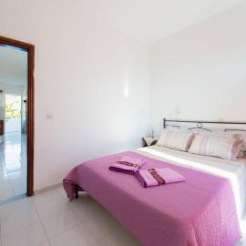 Merryland Studios & Apartments，位于克雷马斯蒂的酒店