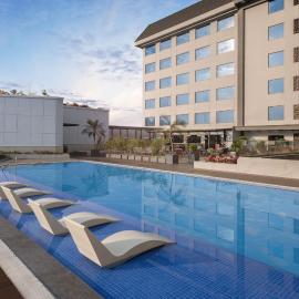 Courtyard by Marriott Shillong，位于西隆的酒店