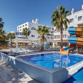 Hotel Billurcu，位于艾瓦勒克的酒店