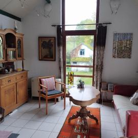 La maison sous les arbres，位于Gouvy的酒店