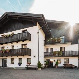 Residence Karpoforus，位于拉塞斯的酒店