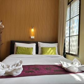 Mixay Paradise Hotel,位于万象的酒店