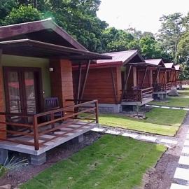Hotel Brisas del Rio Guápiles，位于Jiménez的酒店