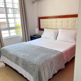 Edificio Las Vegas Apto privado a 15 min de Clínica Valle del Lili y Univalle a 5 min de Unicentro，位于卡利的酒店