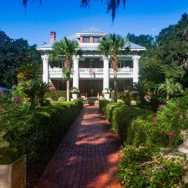 Herlong Mansion Bed & Breakfast，位于Micanopy的酒店