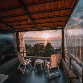 Paradise Sunset cozy sea view studio in Byblos，位于朱拜勒的酒店