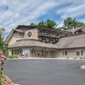 Pine Mountain Resort，位于艾恩芒廷的酒店