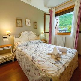 Apartamentos Gavín Biescas 3000，位于加文的酒店