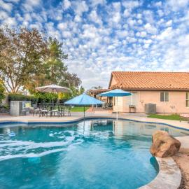 Route 66 Oasis in Downtown Gilbert with Heated Pool & Mini Golf
