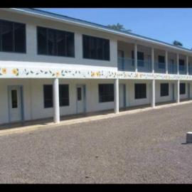 Maninoa Surf Accommodation，位于阿皮亚的酒店