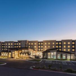 Residence Inn by Marriott Austin Lake Austin/River Place，位于福朋的酒店
