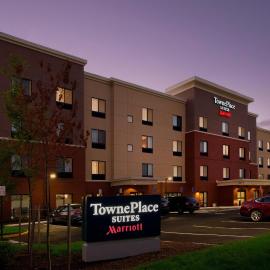 TownePlace Suites by Marriott Alexandria Fort Belvoir,位于Woodlawn的酒店