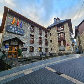 Hotel Casa Morlans 3000，位于潘蒂科萨的酒店