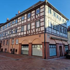 QC5 Pension Buchen in Odenwald，位于布亨的酒店