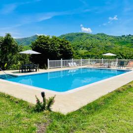 Casa campestre La Victoria-Villa privada，位于托凯马的酒店