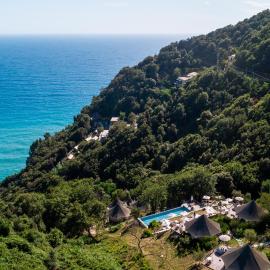 Sesta Terra Natural Resort，位于弗拉穆拉的酒店