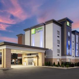 Holiday Inn Express Toledo North by IHG,位于托莱多的酒店