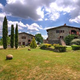 Borgo Romena，位于普拉托韦基奥的酒店