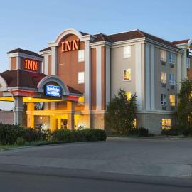 Travelodge by Wyndham Spruce Grove，位于Spruce Grove的酒店