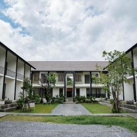 Shanti-Retreat Hotel，位于浦阿的酒店