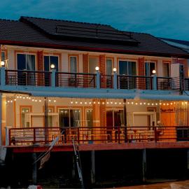 ซันไลท์ เกาะล้าน sun rise kohlarn，位于格兰岛的酒店