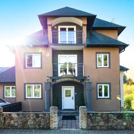 SPA Hotell Peetrimõisa Villa，位于维尔扬迪的酒店