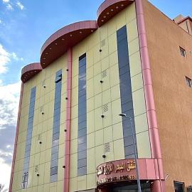 شقق البحر الأزرق المخدومه，位于Nimrān的酒店
