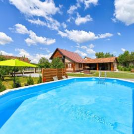 Beautiful Home In Sovari With Sauna，位于Sovari的酒店