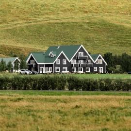 Skálakot Manor Hotel，位于霍尔斯沃德吕尔的酒店