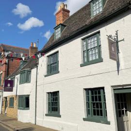 The George Inn，位于奥克姆的酒店