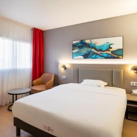 Hotel Tambourin，位于维特里勒弗朗索瓦的酒店