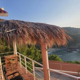 Bungalow Maya Luna，位于Playa Estacahuite的酒店