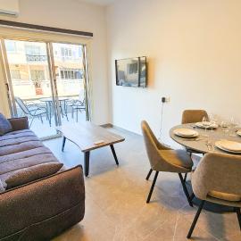 La Magenta Apartments，位于皮拉的酒店