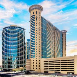 Grand Millennium Al Wahda Hotel and Executive Apartments Abu Dhabi,位于阿布扎比的酒店