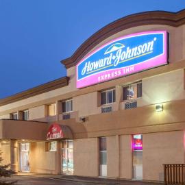 Howard Johnson by Wyndham Winnipeg West，位于温尼伯的酒店