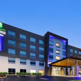 Holiday Inn Express & Suites Waynesboro East，位于韦恩斯伯勒的酒店