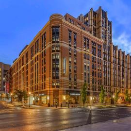 Cambria Hotel Rockville，位于洛克维尔的酒店