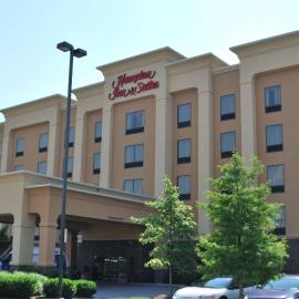 Hampton Inn & Suites Nashville at Opryland，位于纳什维尔的酒店