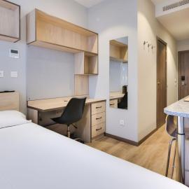 Livensa Living Studios Málaga Feria，位于马拉加的酒店