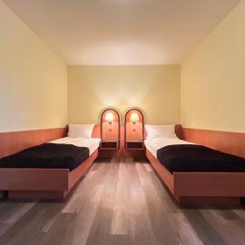 The Lodge Hotel by American Ease Grafenwoehr，位于格拉芬韦赫尔的酒店