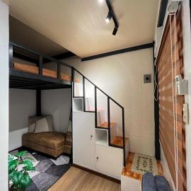 Lee's Transient Unit 1，位于Digos的酒店