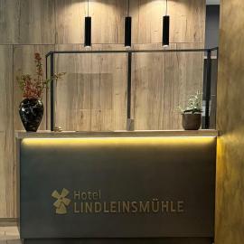 Hotel Lindleinsmühle,位于维尔茨堡的酒店